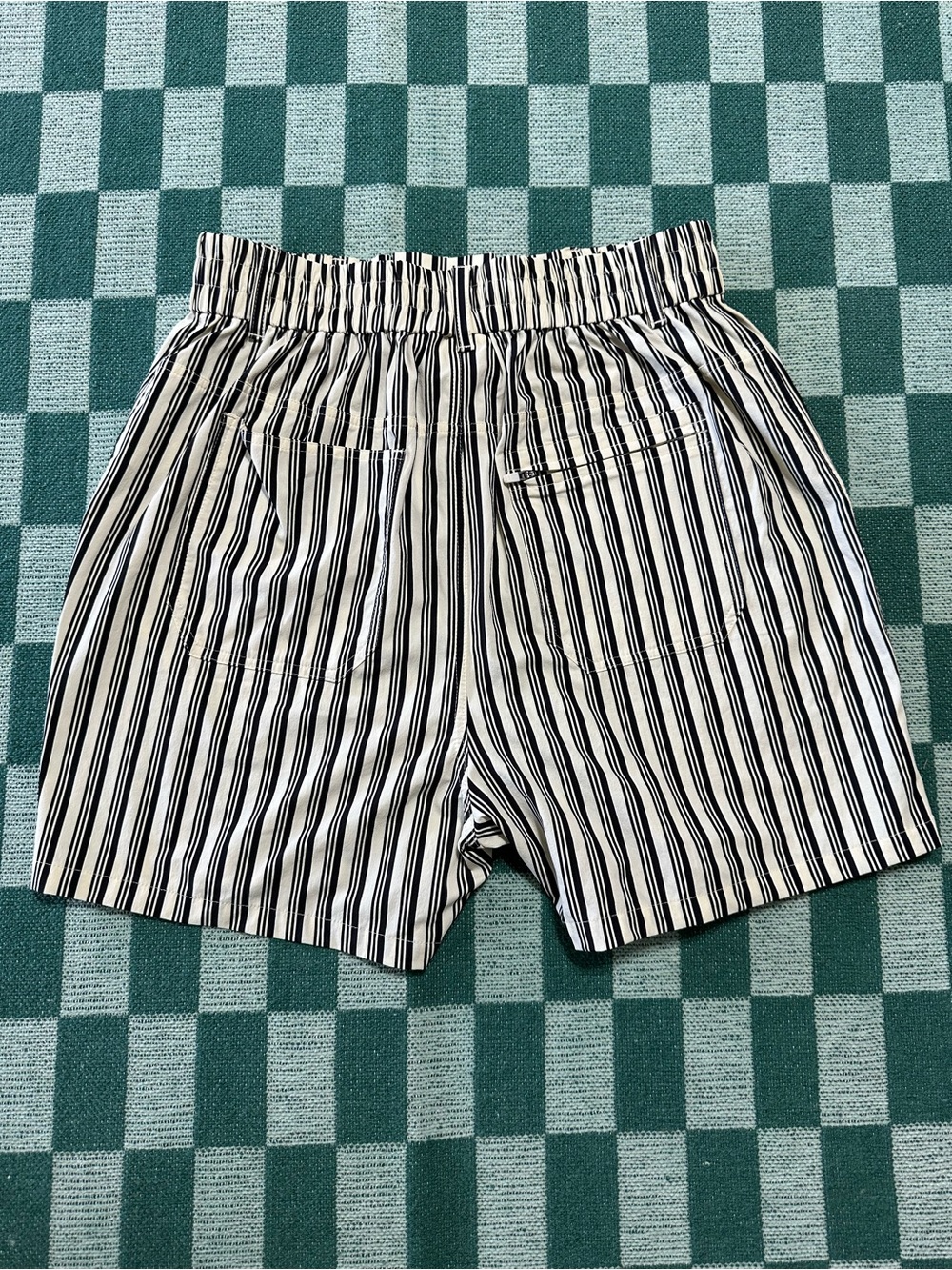 Wilson Carry Golf Shorts Womens Striped Stretch‎ Lightweight Size Small - Picture 7 of 10